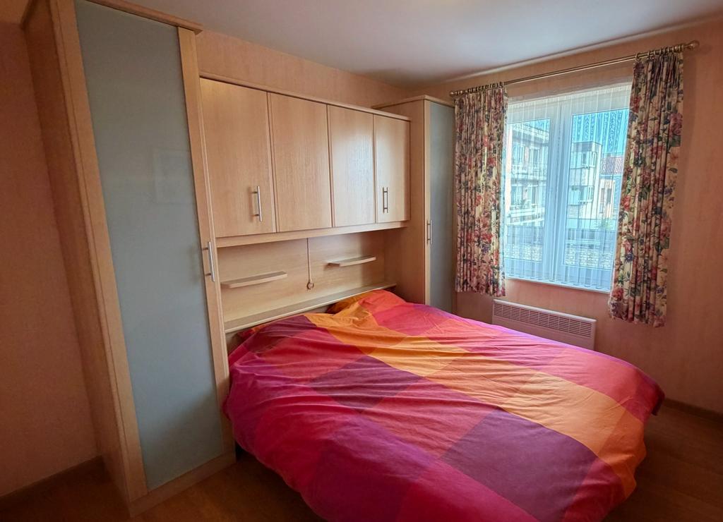 Slaapkamermeubel (kast&bed), Ophalen, Zo goed als nieuw