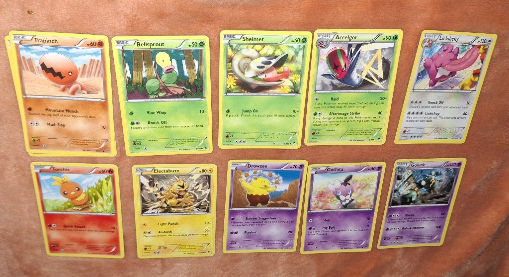 Furious Fists Pokémon kaarten te ruil., Enlèvement ou Envoi, Comme neuf, Plusieurs cartes, Foil