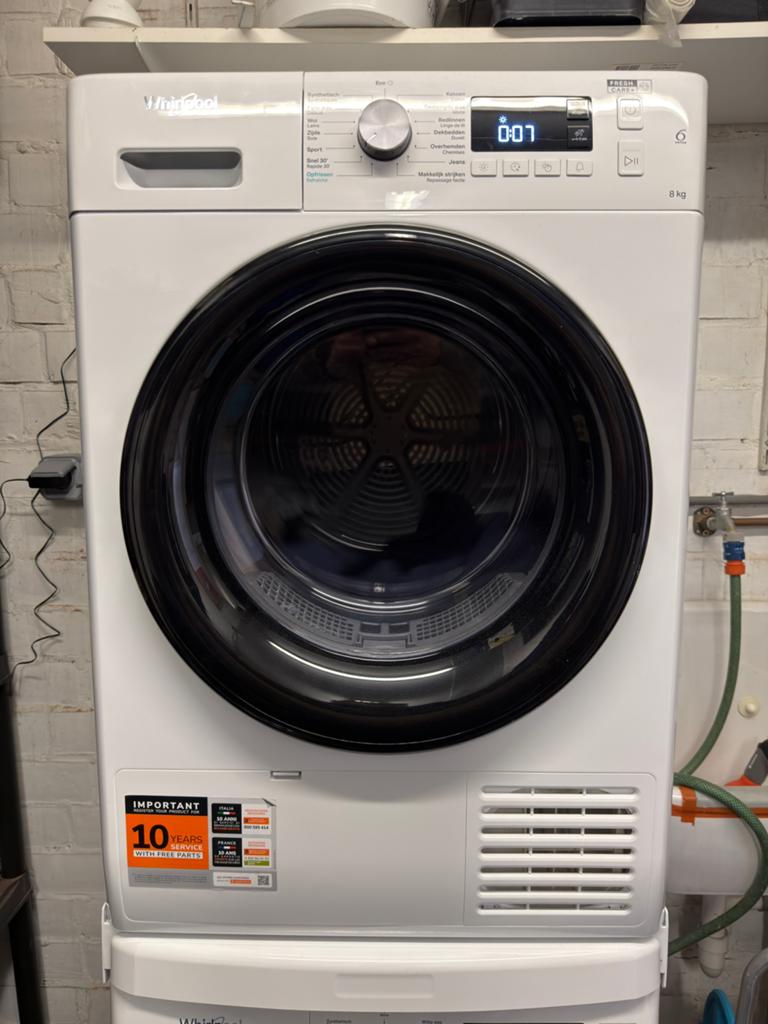 WHIRLPOOL Condensatie droogkast, Elektronische apparatuur, Droogkasten, Zo goed als nieuw, Condens, Voorlader, 8 tot 10 kg, Anti-kreukfase