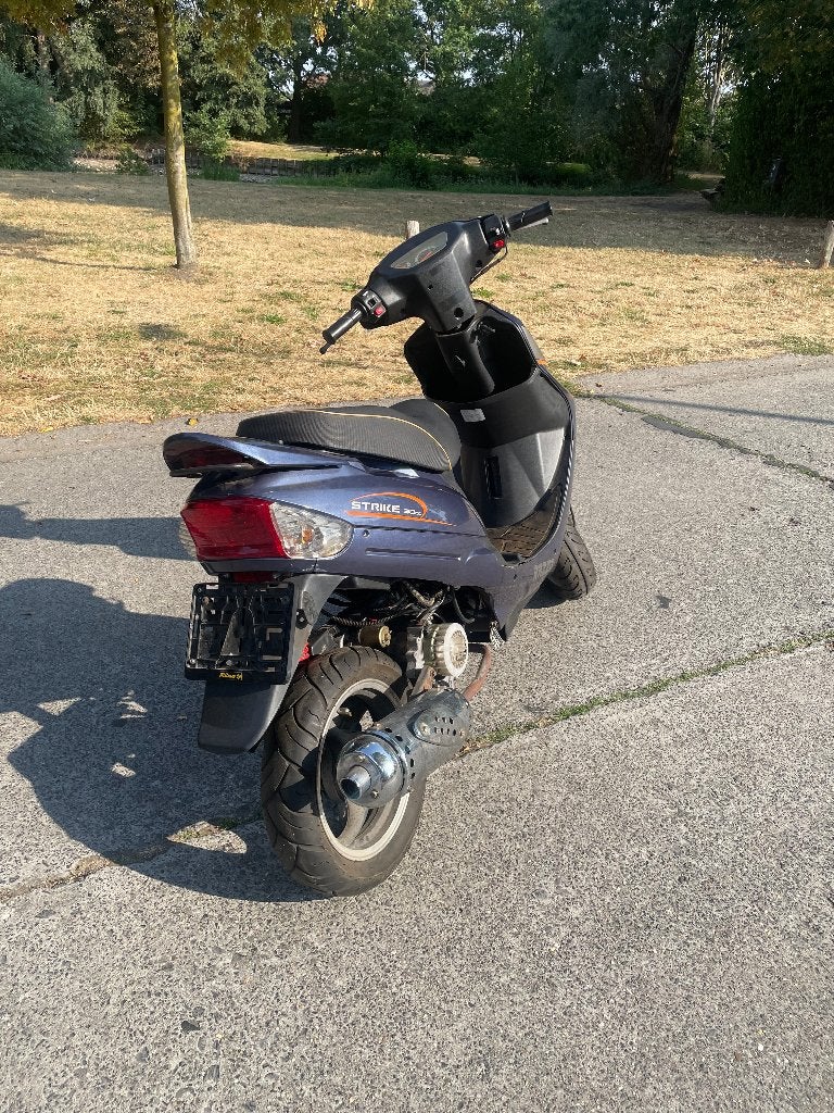 Razzo Strike 50 cc, Ophalen, Gebruikt, Klasse A (25 km/u), Benzine