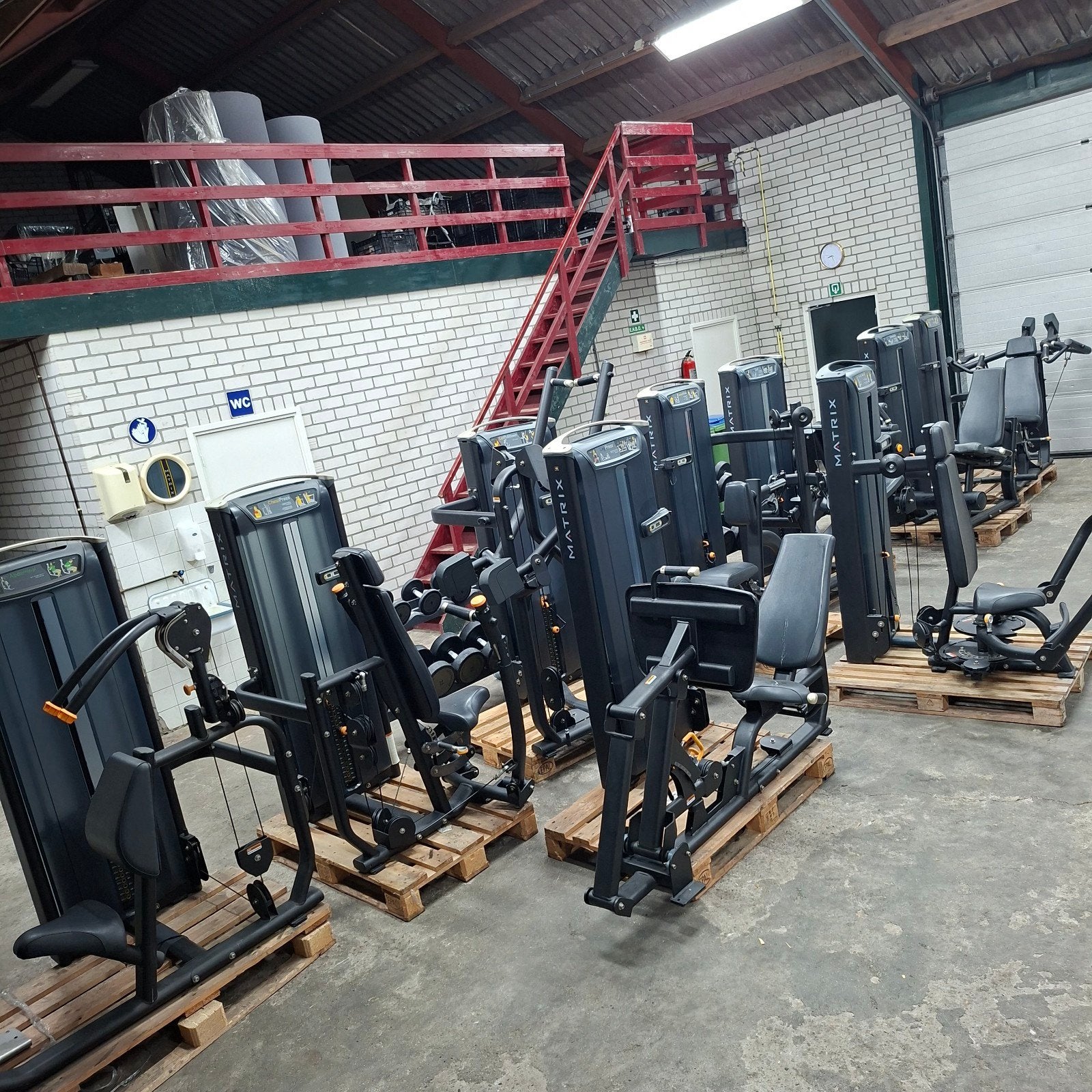 Matrix Versa Black   9 x Kracht Machines, Ophalen