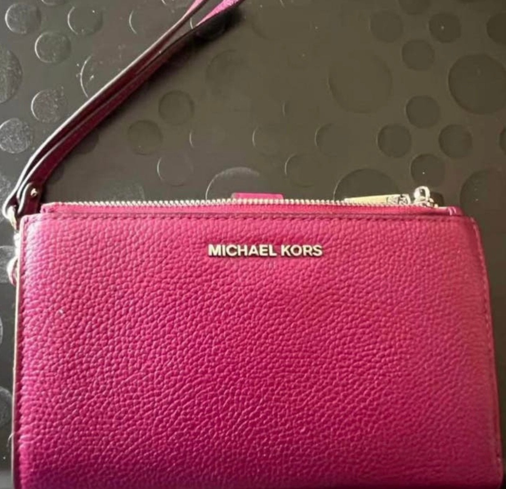 Michael Kors - Portefeuille, pochette framboise, Neuf, Autres marques, Autres couleurs, Enlèvement