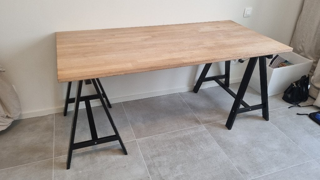 Bureau en bois massif avec tréteaux IKEA 75 x 155 cm, Scandinave, Utilisé, IKEA, 75 cm