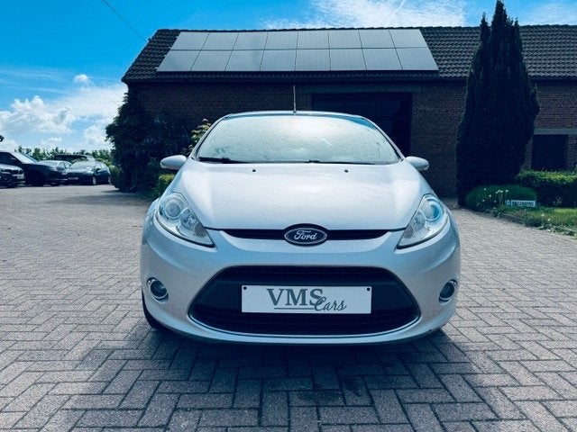 Ford Fiesta 1.25 Essence * Garantie * Climatiseur *, 1242 cm³, Achat, Entreprise, Garantie prolongée