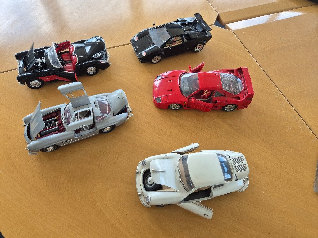 Ensemble de 6 Voitures 1/18 et 6 miniatures, Enlèvement, Comme neuf, Voiture