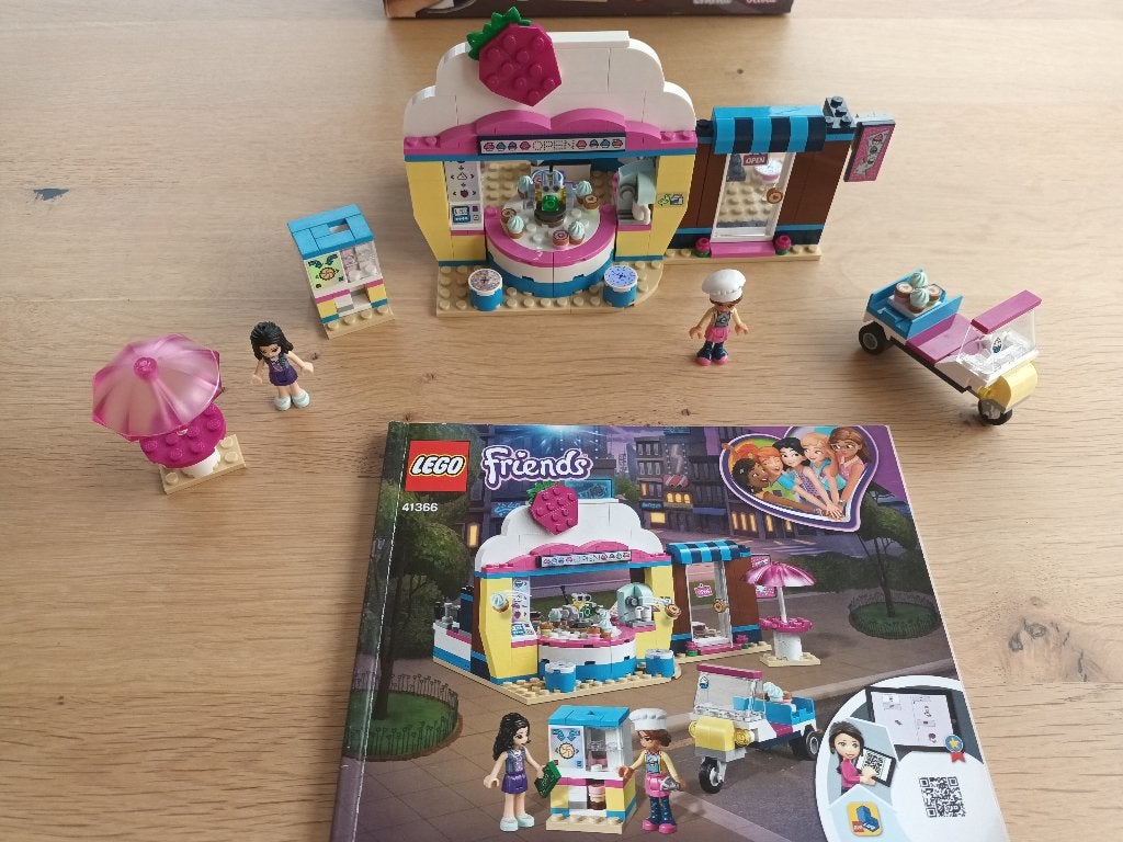Lego Friends cupcake restaurant, Enfants & Bébés, Lego, Ensemble complet, Friends, Comme neuf