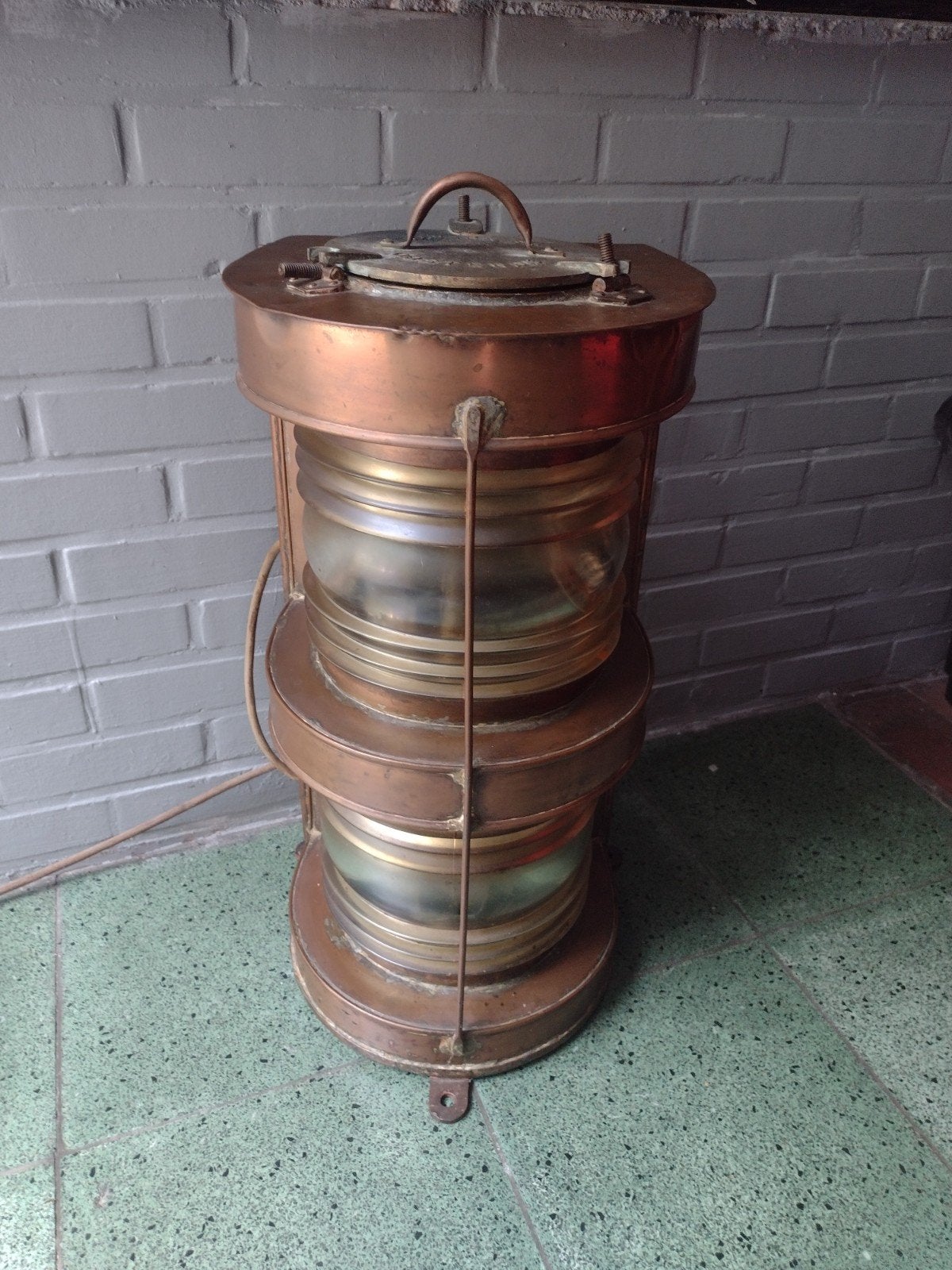 Koperen scheepslantaarn, Verzamelen, Ophalen
