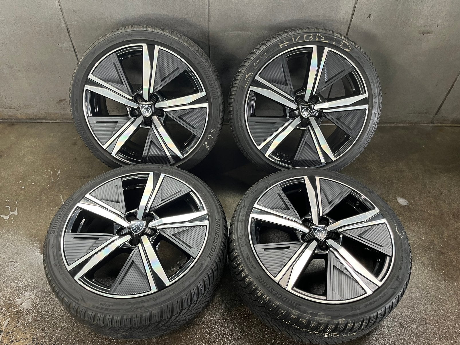 KIT HIVER PEUGEOT 308 ORIGINAL 2022+, Neuf, Pneus et Jantes, 4 Saisons, Véhicule de tourisme