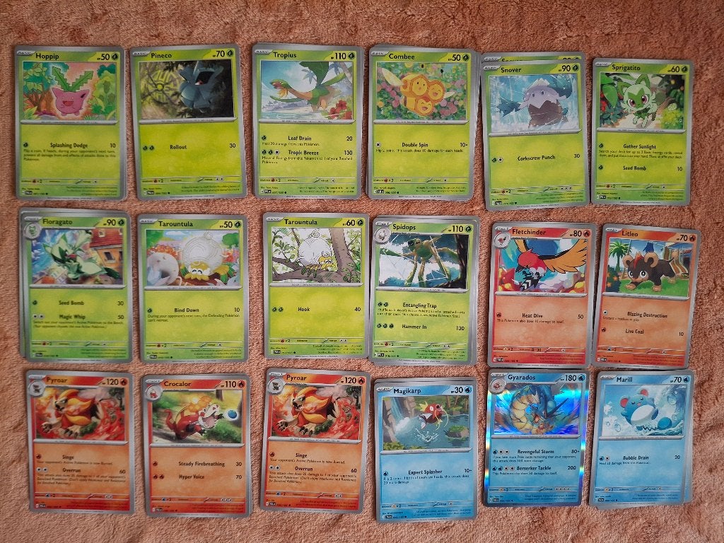 Paldea Evolved Pokémon kaarten te ruil., Hobby en Vrije tijd, Ophalen of Verzenden, Zo goed als nieuw, Meerdere kaarten, Foil
