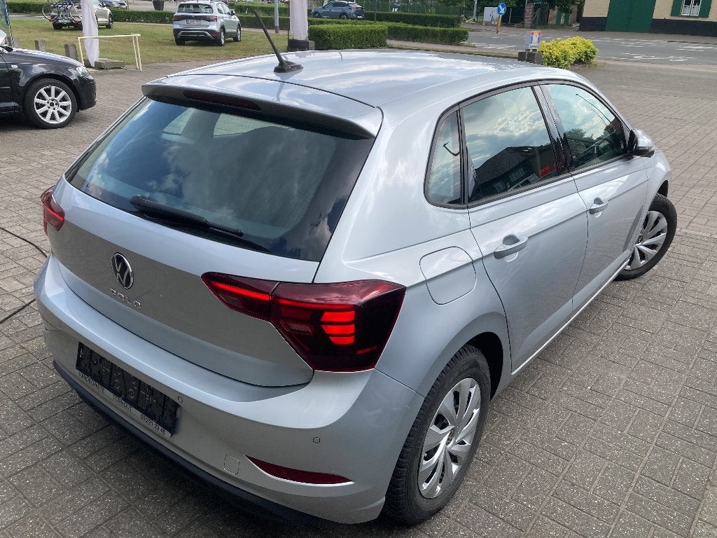 Polo LIFE -GPS -Clima -LED -App -DAB -Capteurs -Sièges chauf, Argent ou Gris, Achat, Euro 6, Entreprise