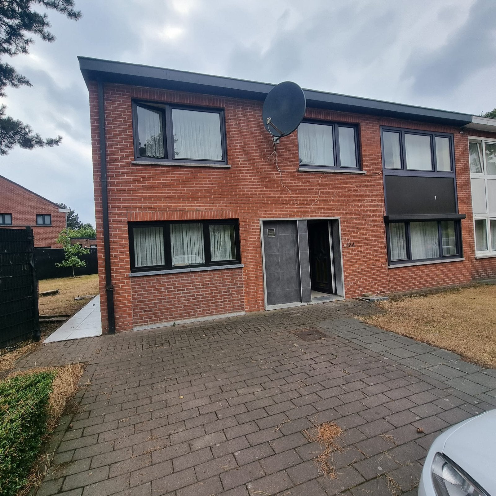 Huis te huur in Genk – vlak bij centrum, Immo, Appartementen en Studio's te huur, 50 m² of meer, Genk