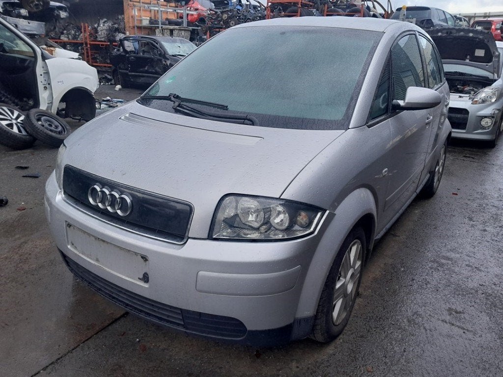 PORTIER LINKS VOOR Audi A2 (8Z0) (01-2000/07-2005), Gebruikt, Voor, Audi, Deur