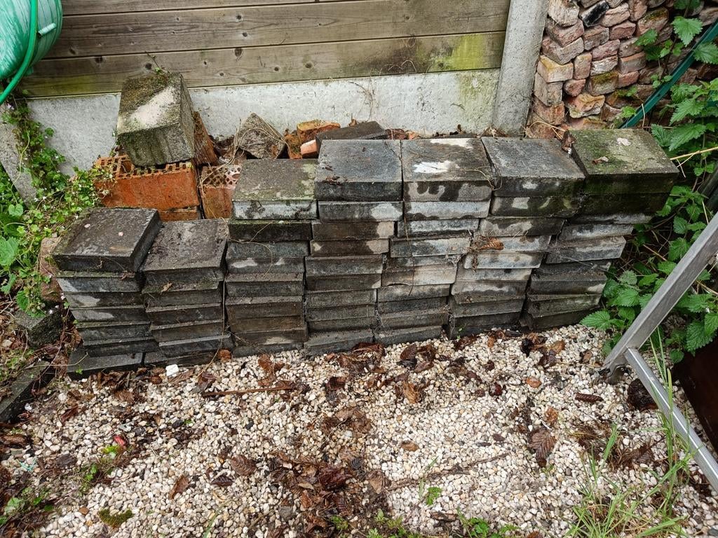 Des murs en béton, Béton, Enlèvement, Utilisé, Briques