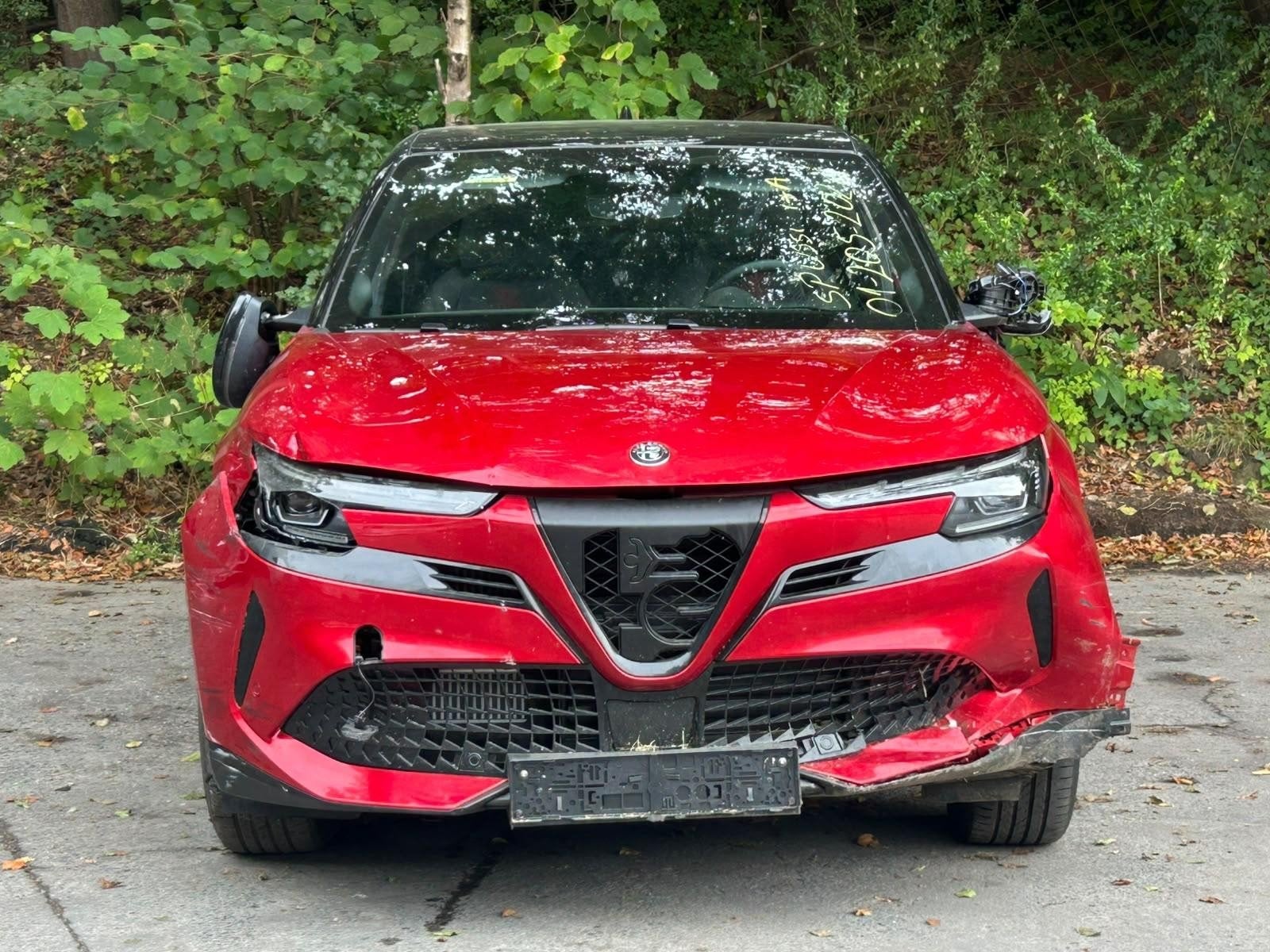 voiture endommagée, Rouge, Automatique, 1199 cm³, Enlèvement