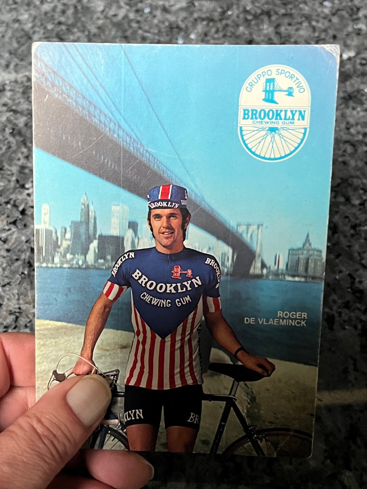 Le cycliste Roger De Vlaeminck Brooklyn, Enlèvement, Comme neuf
