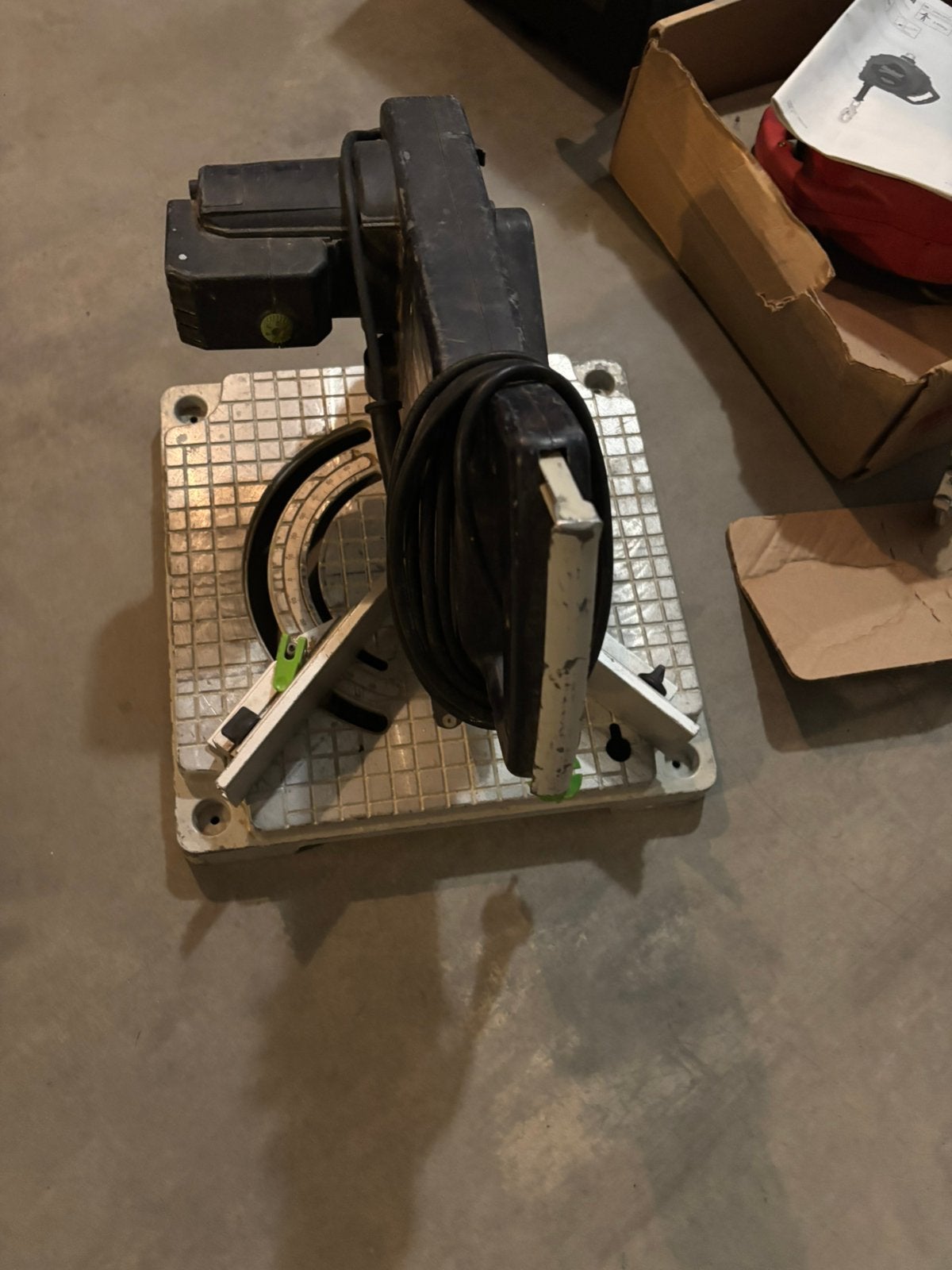 Festol afkortzaag  sym 70 e, Bricolage & Construction, Outillage | Ponceuses, Enlèvement ou Envoi, Comme neuf
