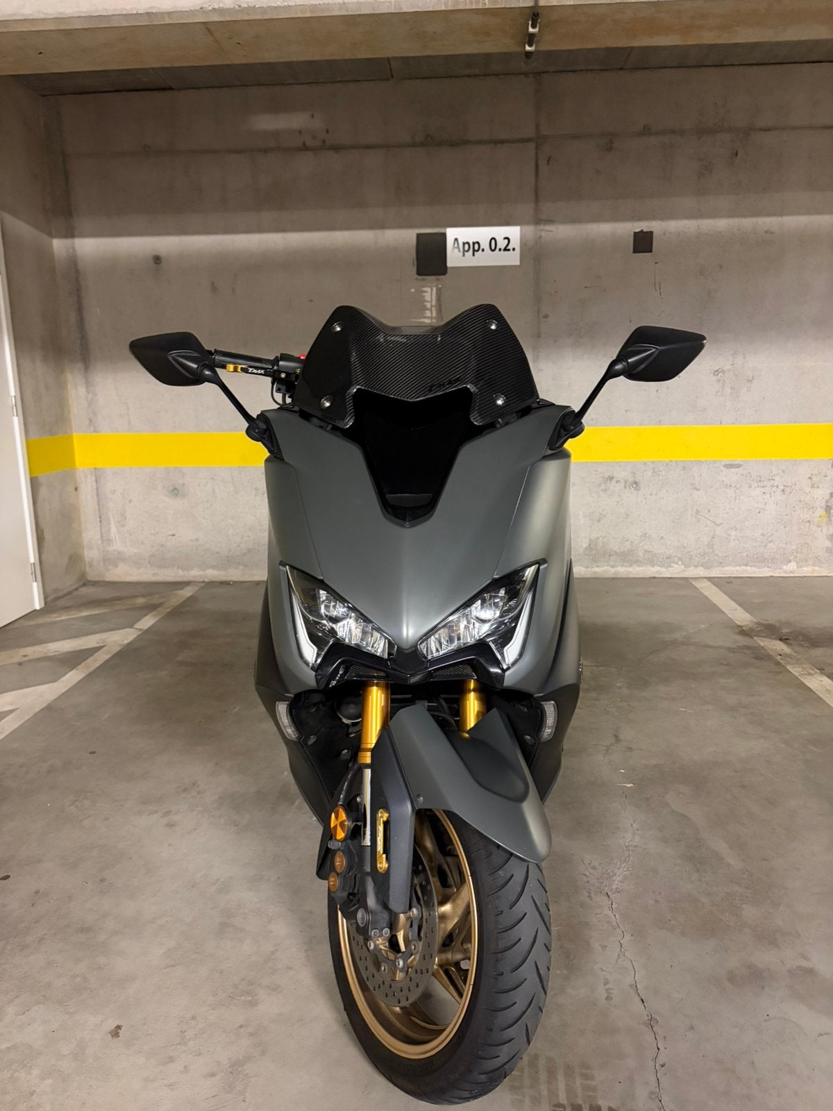 TMAX 560 TECHMAX, Motoren, Particulier