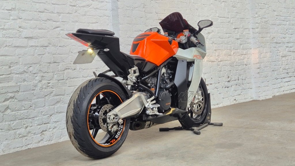 KTM RC8 @motomobilia, Motoren, Motoren | KTM, 2 cilinders, Sportuitlaat, Occasion, Motorrijbewijs A