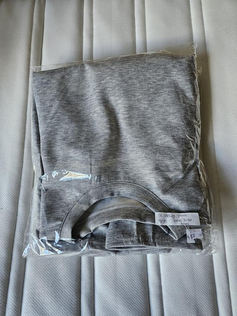 2 delig pak  one size nieuw, Kleding | Dames, Overige Dameskleding, Ophalen of Verzenden