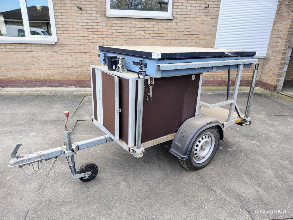 remorque signalisation vieille, Enlèvement