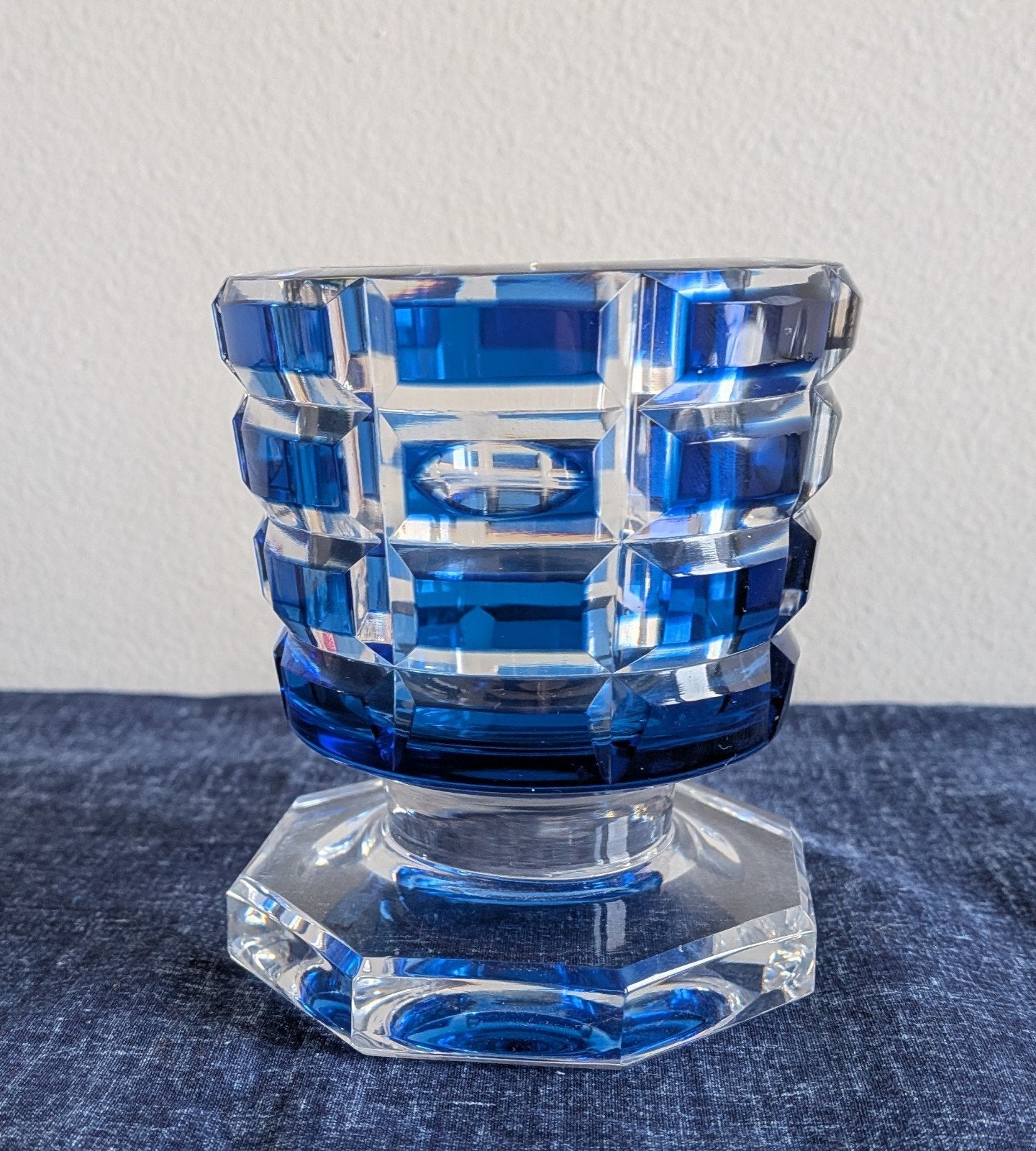Bougeoir / photophore Val Saint Lambert cristal doublé bleu, Enlèvement ou Envoi