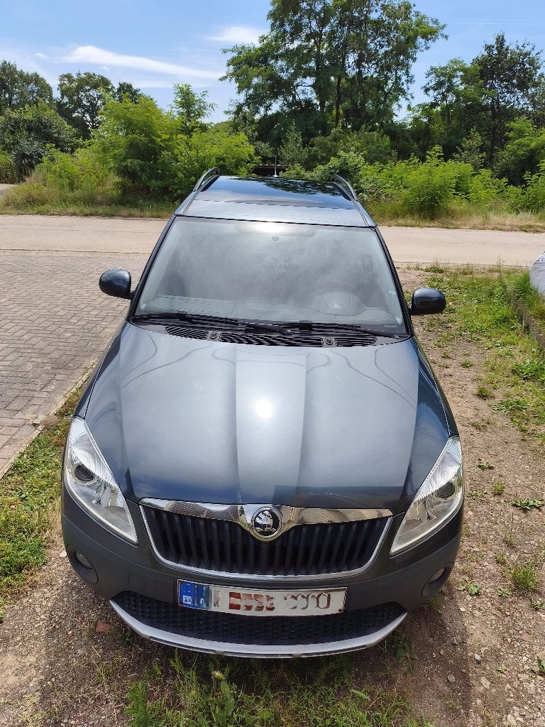 Skoda Roomster 1.2 Benzine 2014 - Alleen 70672 km, Autos, Skoda, Achat, Boîte manuelle, Roomster, Noir