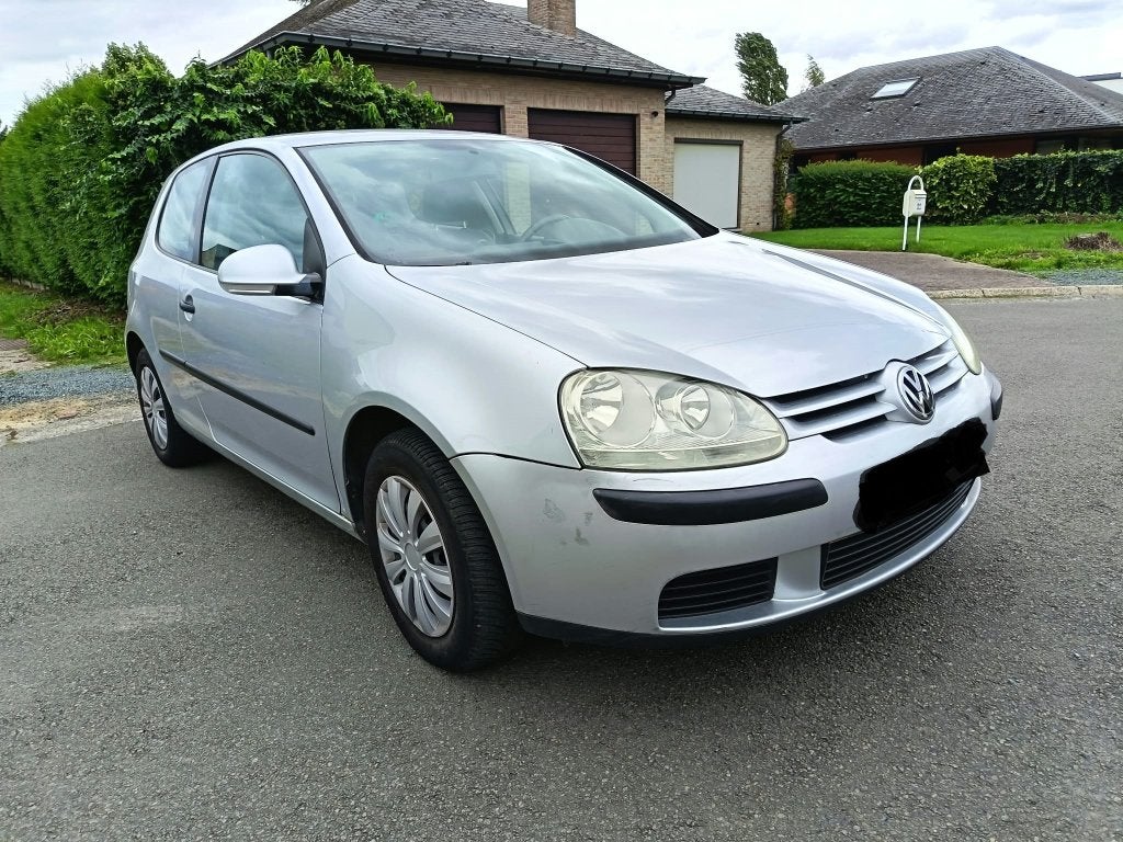 Golf V, benzine, gekeurd voor verkoop, 153000 km, Auto's, Stof, Zilver of Grijs, Stadsauto, 3 deurs