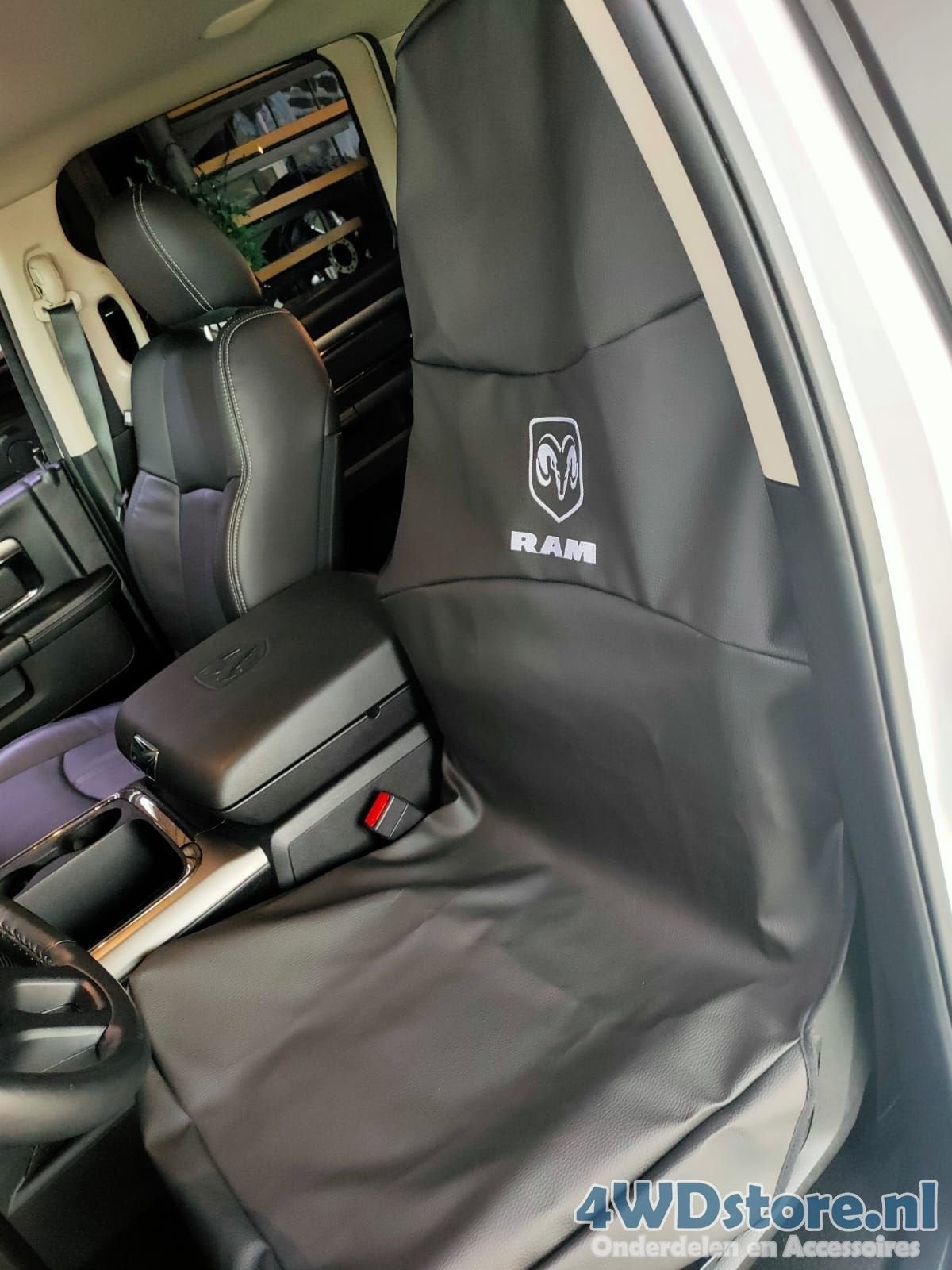 Dodge RAM BIO-lederen Stoelhoes / Werkhoes met logo, -, -, Nieuw, Ophalen of Verzenden