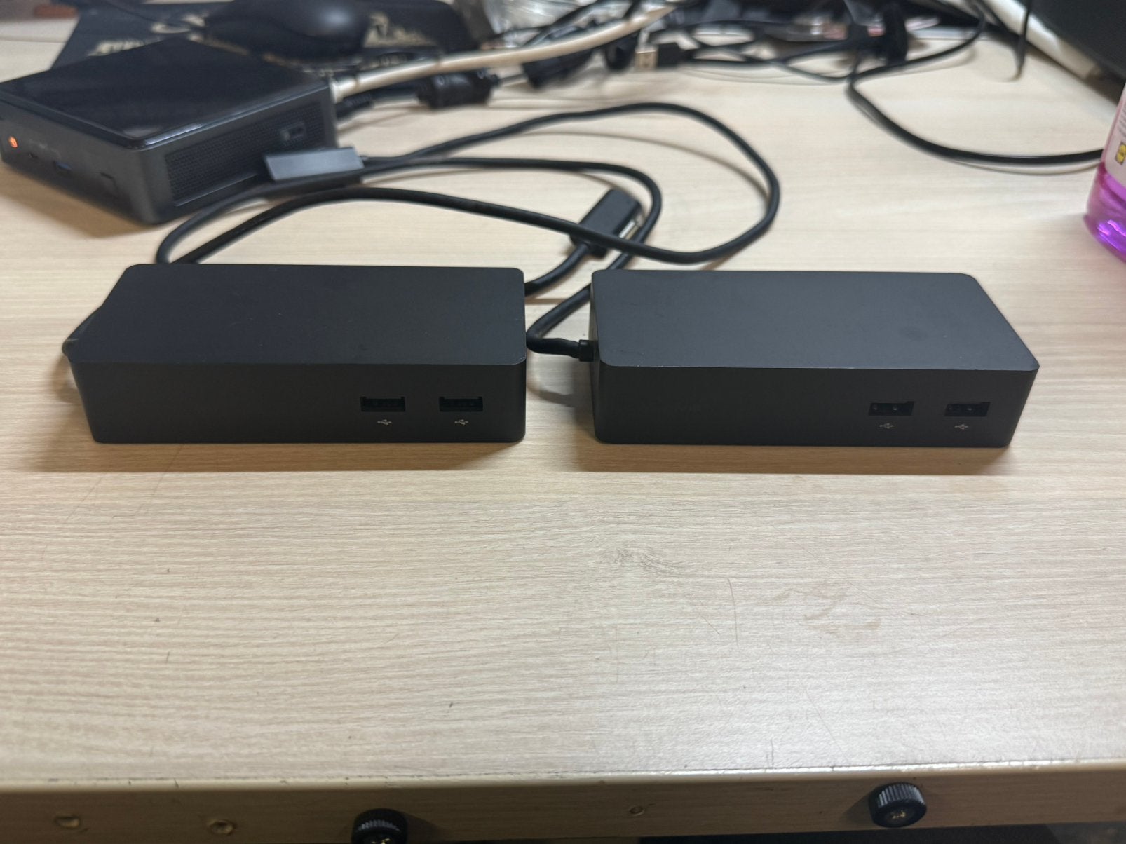 Microsoft Surface Dock 1661, Computers en Software, Dockingstations, Zo goed als nieuw, Laptop, Ophalen