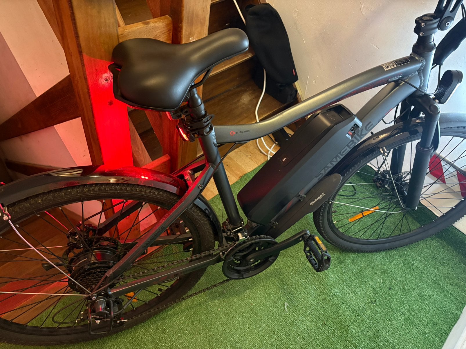 Elektrische heren mountainbike Samebike 500W, Fietsen en Brommers, Zo goed als nieuw, 55 tot 59 cm, 30 tot 50 km per accu, Ophalen