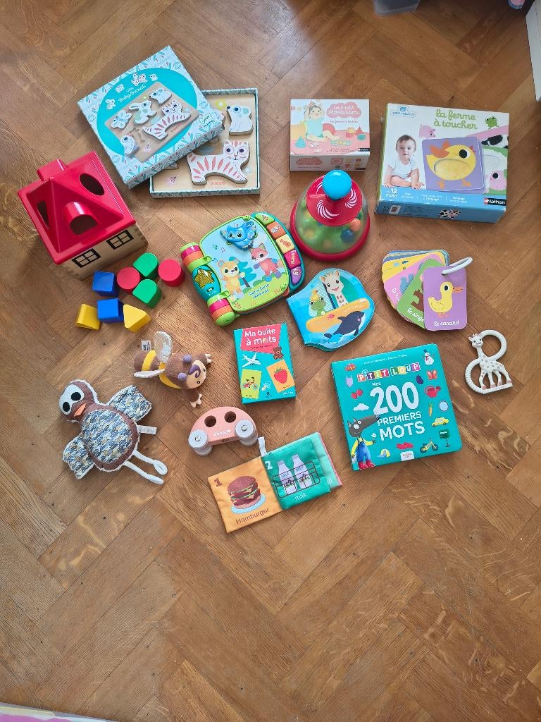 Lot jouets et jeux premier âge, Enfants & Bébés, Jouets | Jouets de bébé, Enlèvement ou Envoi, Utilisé, Autres types, Sonore
