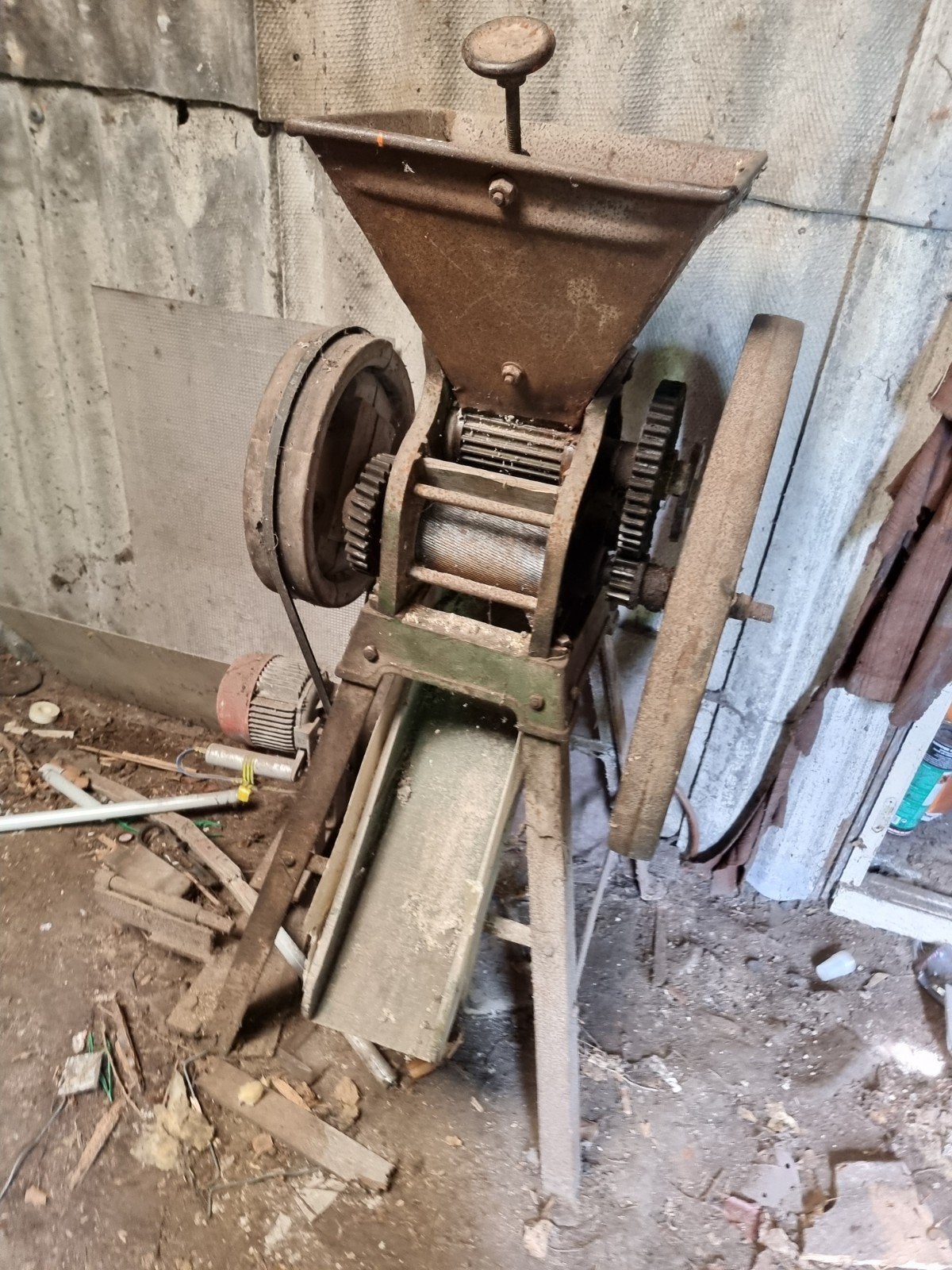Mouleur de grain, Bricolage & Construction, Outillage | Autres Machines, Enlèvement ou Envoi
