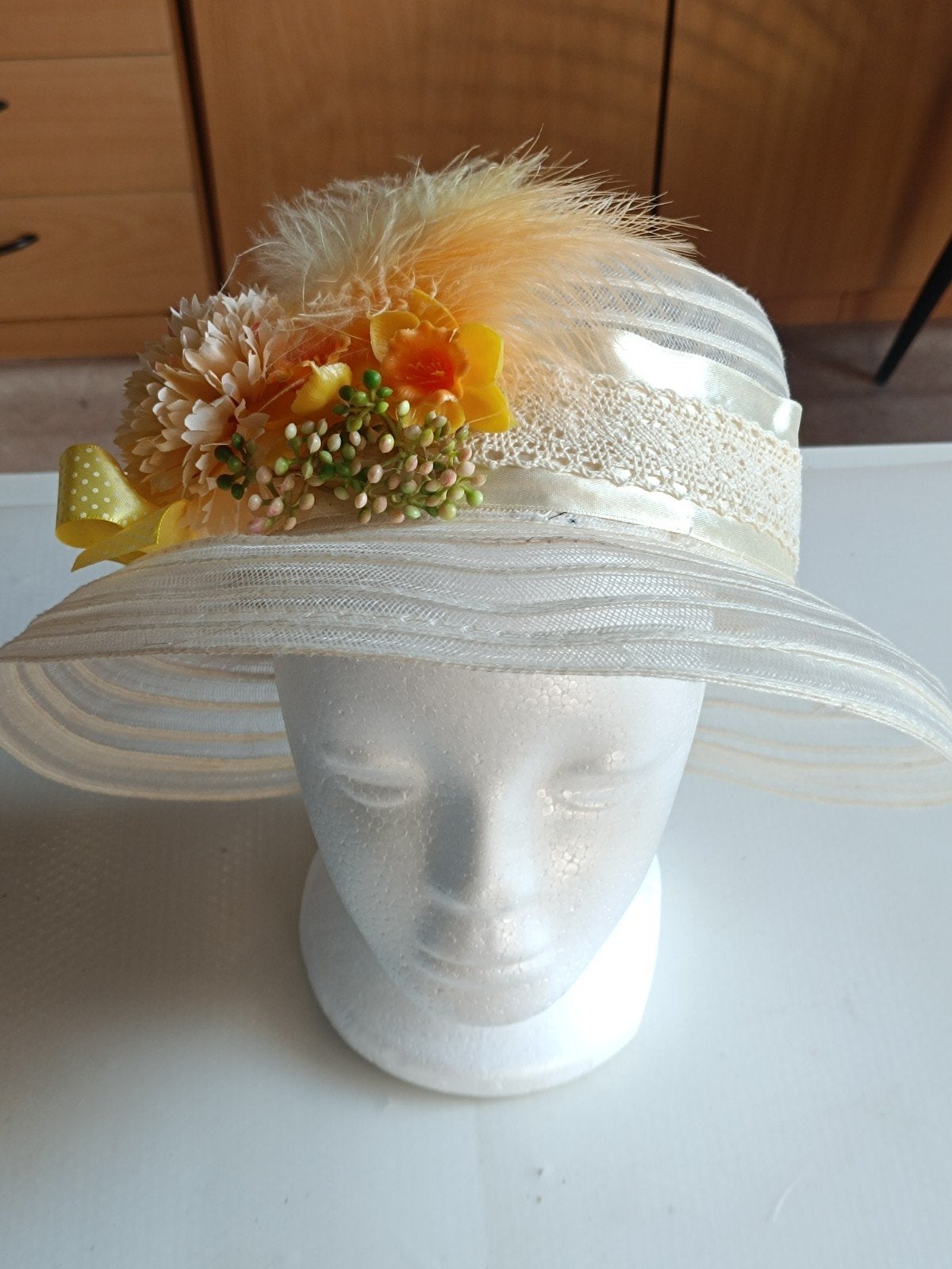 chapeau pour festivités, Vêtements | Femmes, Enlèvement, Comme neuf