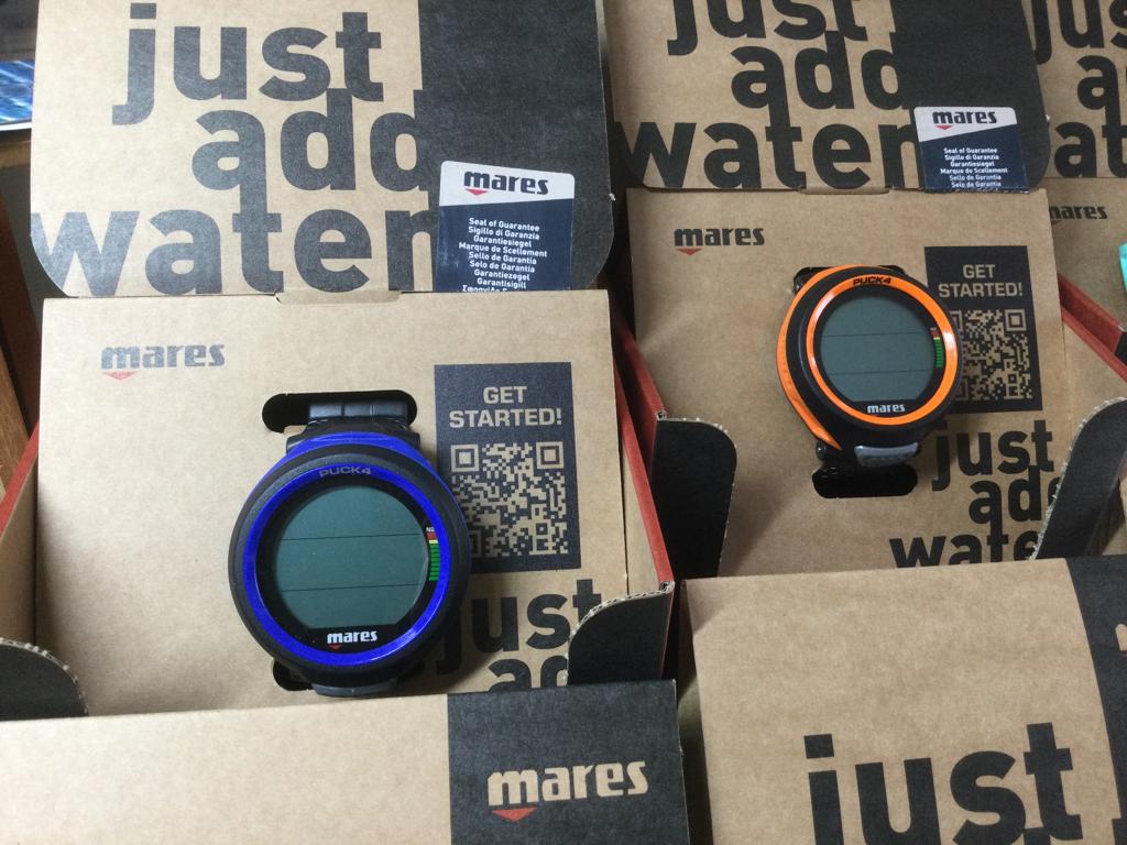 Mares Puck4 “ Blue “ Divecomputer - Ecocheques, Watersport en Boten, Duiken, Ophalen of Verzenden, Nieuw, Duikcomputer