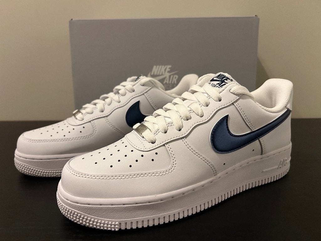 Nike Air Force 1 '07 LVB 41 nieuw, Blauw, Nike, Nieuw, Ophalen of Verzenden