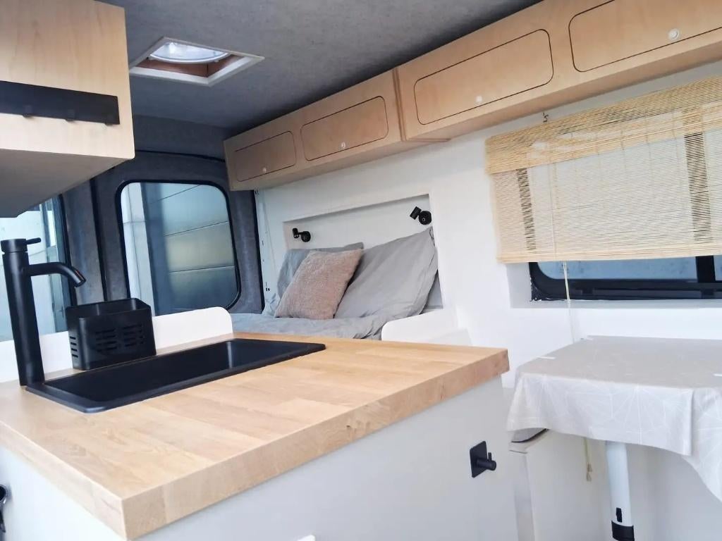 OFF GRID ZELFBOUW CAMPER TE KOOP!!!, Airbags, Buscamper of Camperbus, Dakluik, Ford