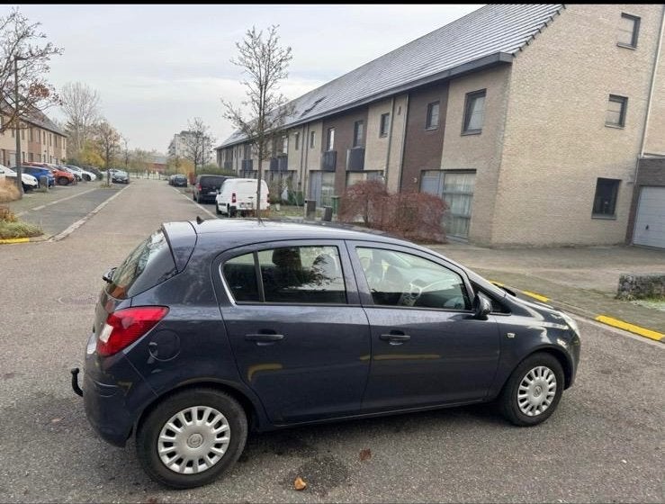 Opel Corsa benzine 1.2 met 95000km trekhaak, Autos, Achat, Boîte manuelle, 5 portes, Particulier