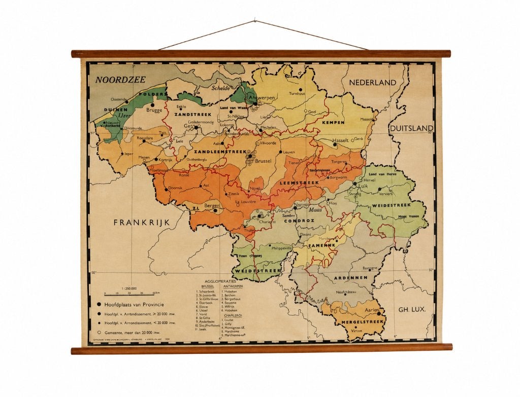 Oude schoolkaart van België - Vintage schoolplaat, Antiquités & Art, Antiquités | Cartes scolaires, Enlèvement ou Envoi, Géographie