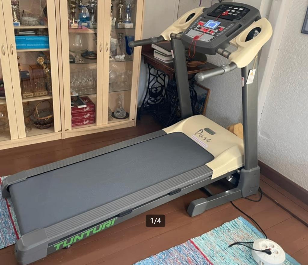 Professionele loopband Tunturi Pure Run 1.1, Jambes, Tapis roulant, Comme neuf, Enlèvement