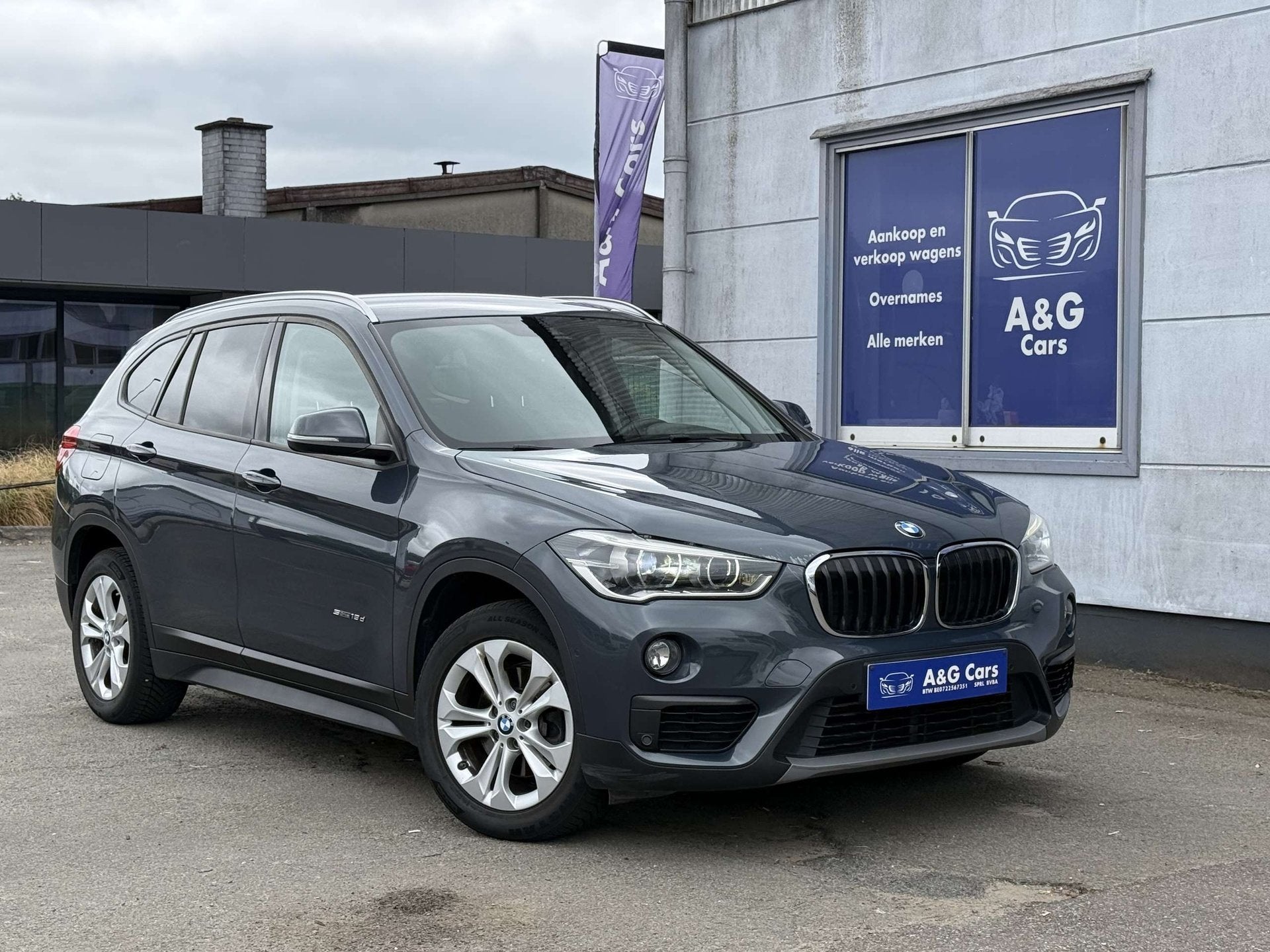 BMW X1 X1 2.0 d sDrive18, Autos, BMW, Argent ou Gris, Achat, Entreprise, Noir