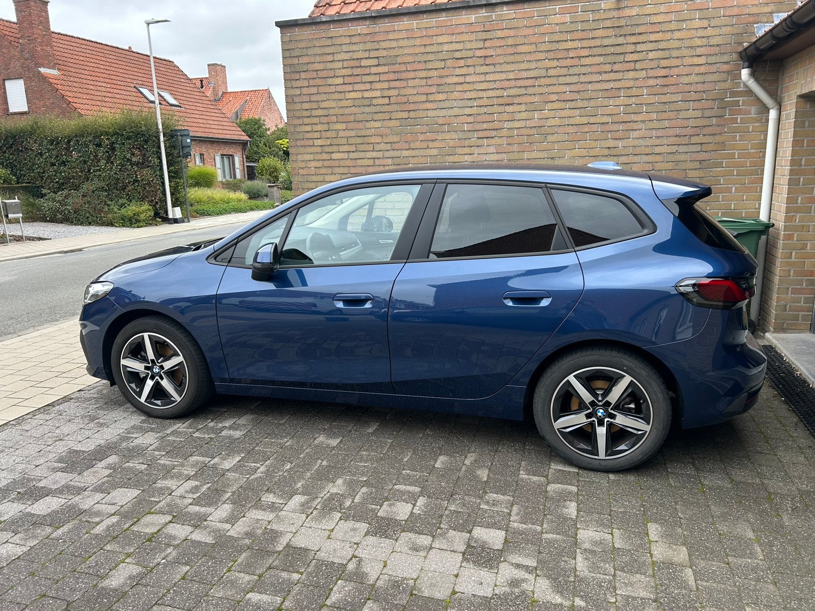 Te koop BMW 2 Active Tourer 220i, Autos, Achat, Euro 6, 1595 kg, Entretenue par le concessionnaire