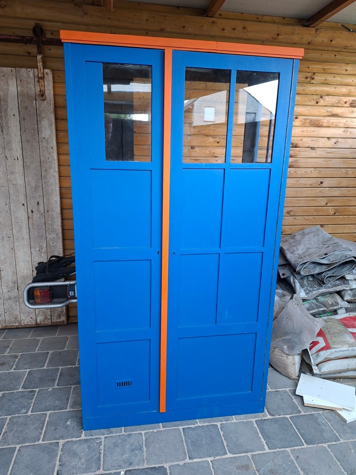 Tardis (teletijdsmachine) kast, Ophalen, Gebruikt, Toneelattributen of Onderdelen