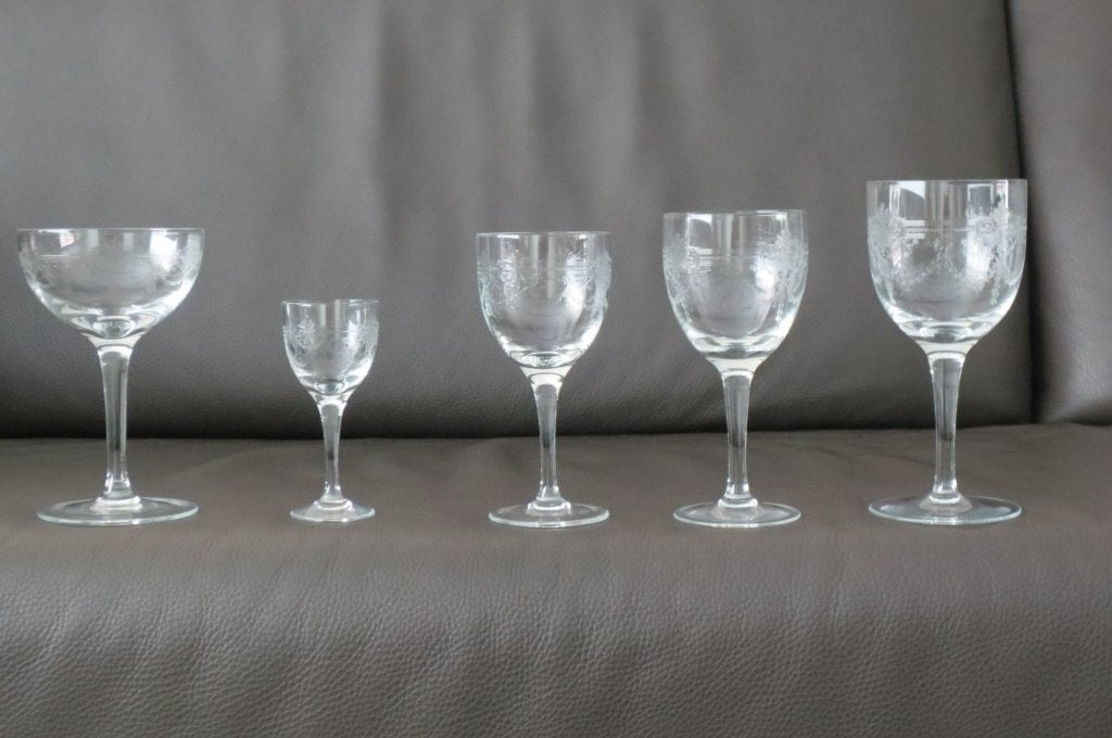 Kristallen gegraveerde glazen, Ophalen