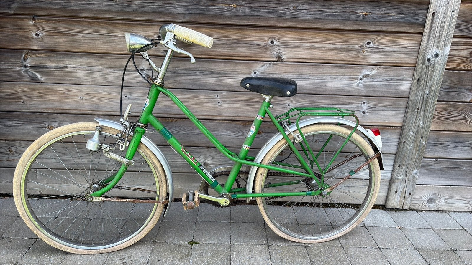 Te restaureren kinderfiets seventies, Ophalen