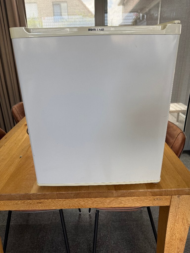 Mini koelkast, Elektronische apparatuur, Koelkasten en IJskasten, Ophalen, Gebruikt, Minder dan 75 liter, Met vriesvak