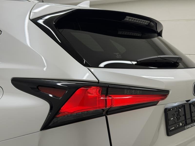 Lexus NX Executive 4X4, 121 g/km, Euro 6, Noir, 5 portes