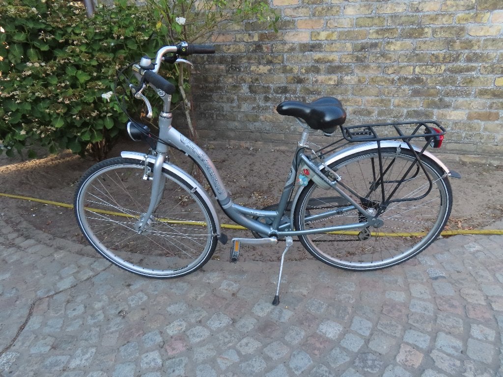 Damesfiets , Venturilli , lage opstap , volledig in orde, Gebruikt, Velgrem, (Extra) lage instap, Ophalen