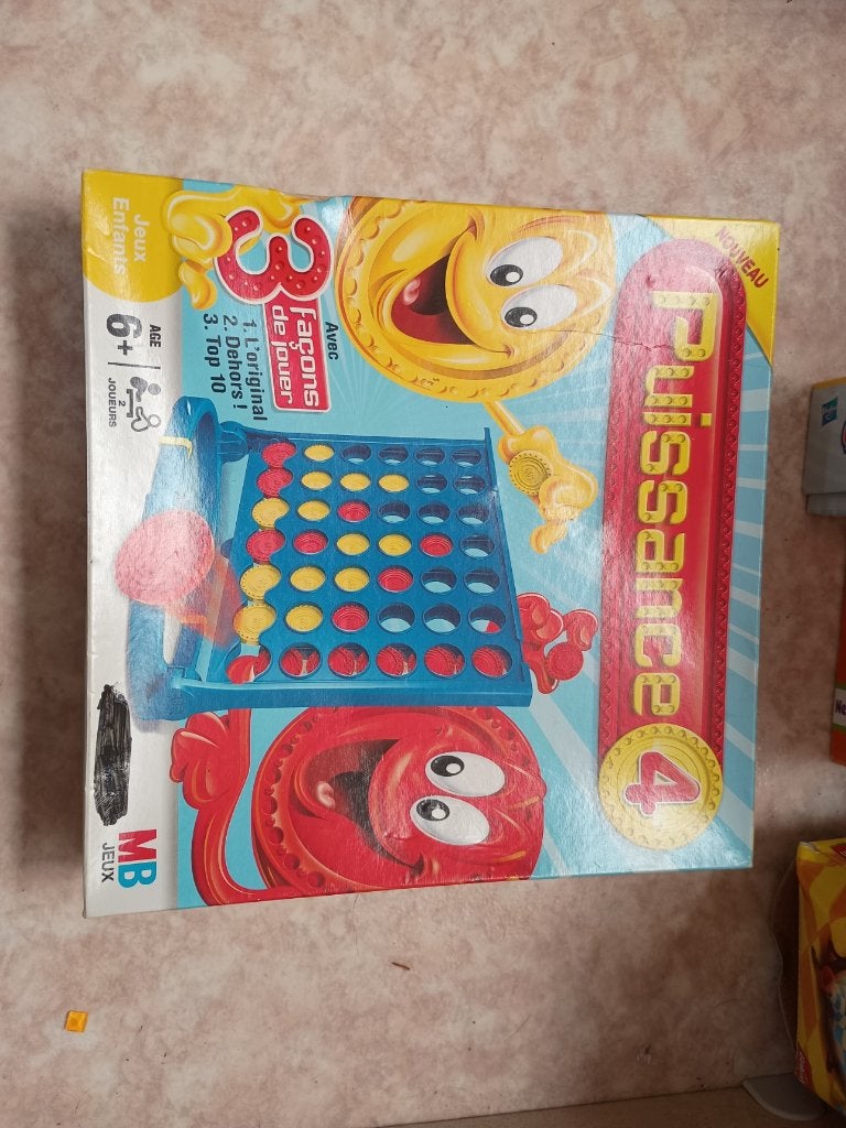 Lot de 4 jeux de société pour enfants, Hobby & Loisirs créatifs, Trois ou quatre joueurs, Enlèvement, Utilisé