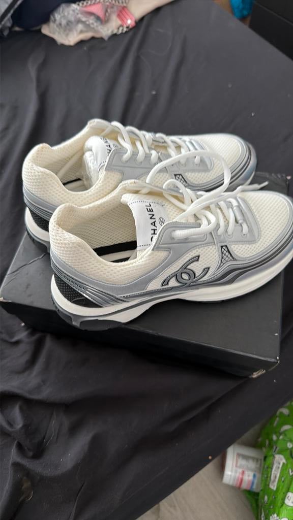 Chaussures chanel taille 40, Sports & Fitness, Basket, Enlèvement ou Envoi, Comme neuf, Chaussures
