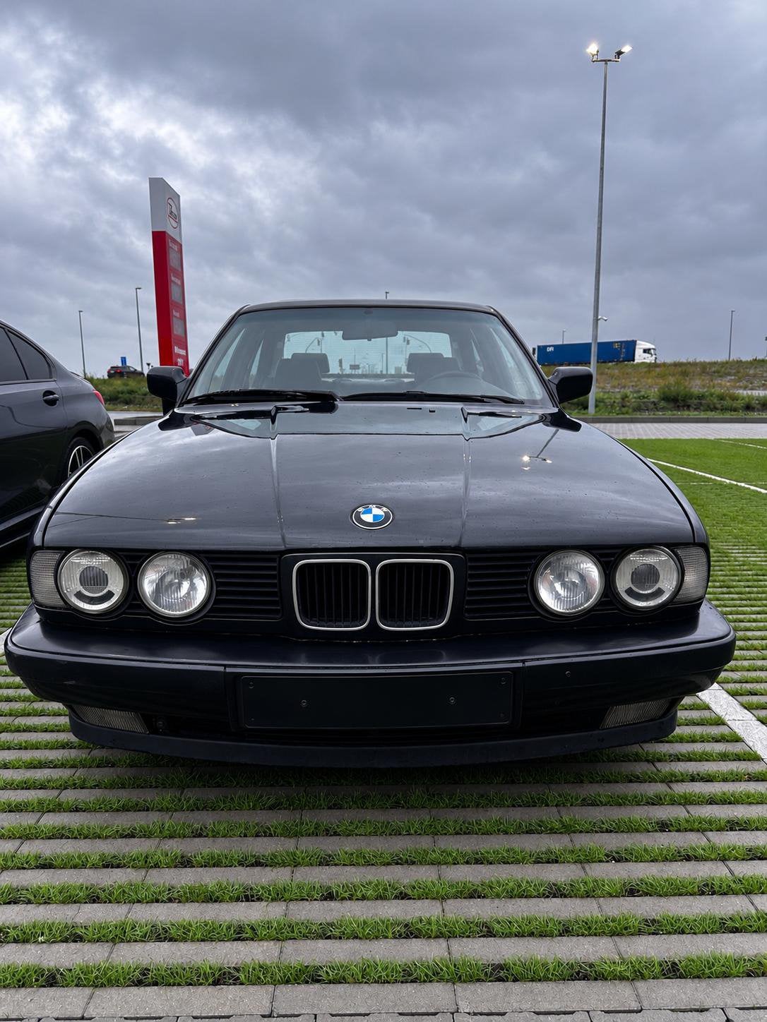 BMW 525i E34, 2498 cc, Berline, Particulier, 141 kW